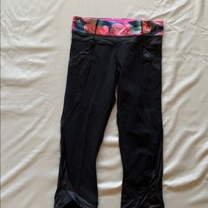Lululemon leggings size 4